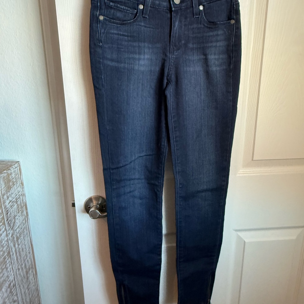 Women's Dark Blue Jeans